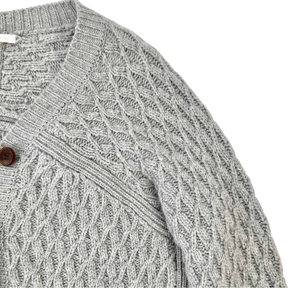 Women's Gray Cable Knit Sweater - image 4